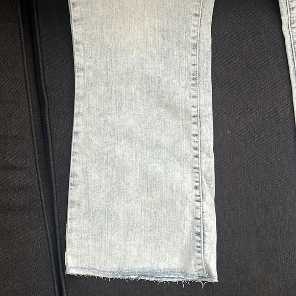 BNWT Banana Republic Factory Curvy, Cropped Bootcut Jeans RRP $79.99 Size 28/6 - Picture 5 of 6